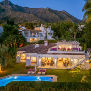 Villa Mediterránea de Lujo en Sierra Blanca