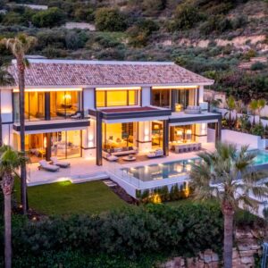Exclusiva Villa de Autor en Cascada de Camoján