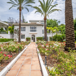 Exclusiva Villa Mediterránea en Sierra Blanca