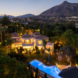 Villa Andaluza de Lujo en la Golden Mile de Marbella