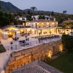 Villa Andaluza Renovada en Rocío de Nagüeles